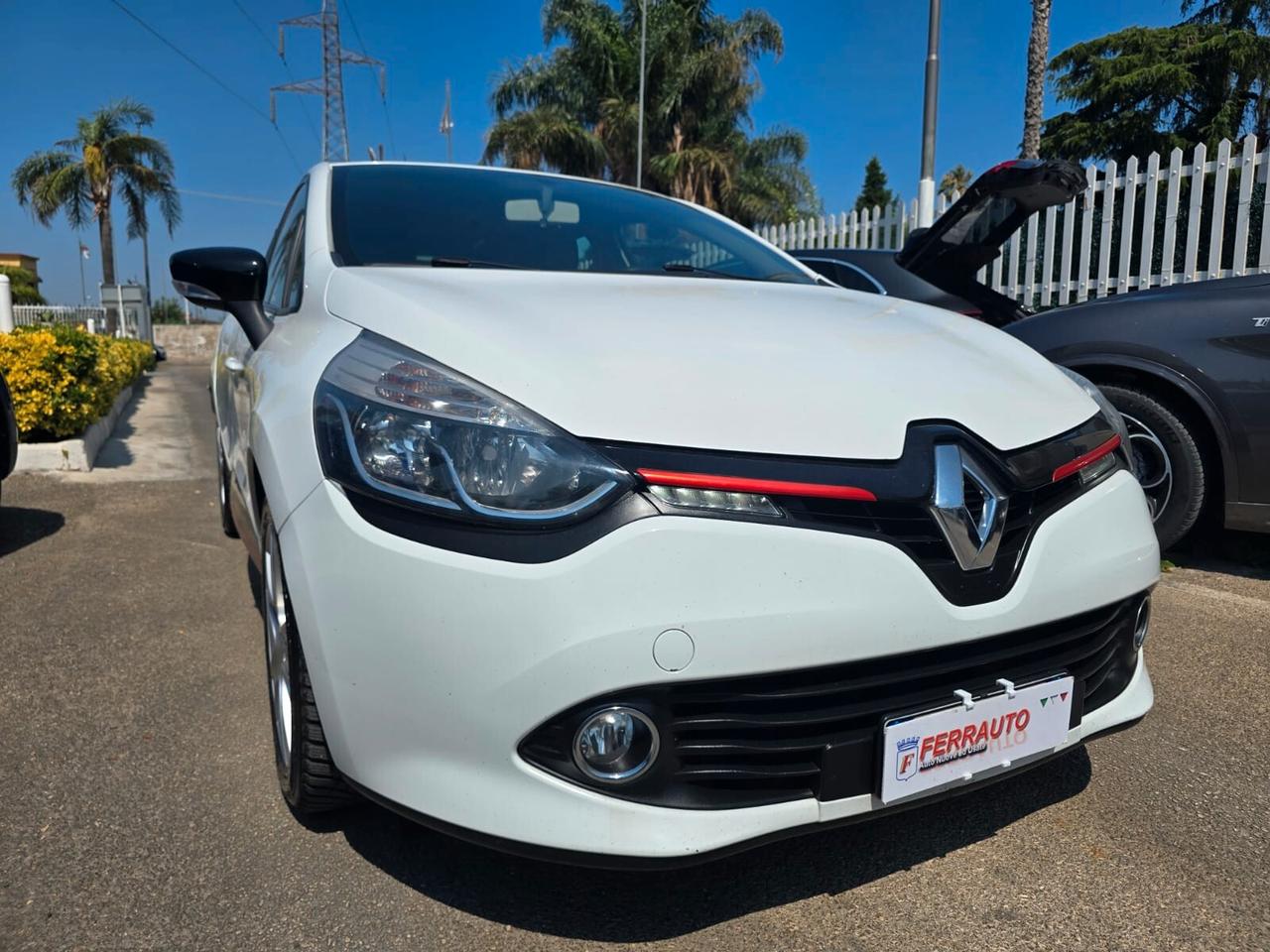 RENAULT CLIO 1.1 BENZINA 73CV SPORT NEOPATENTATI