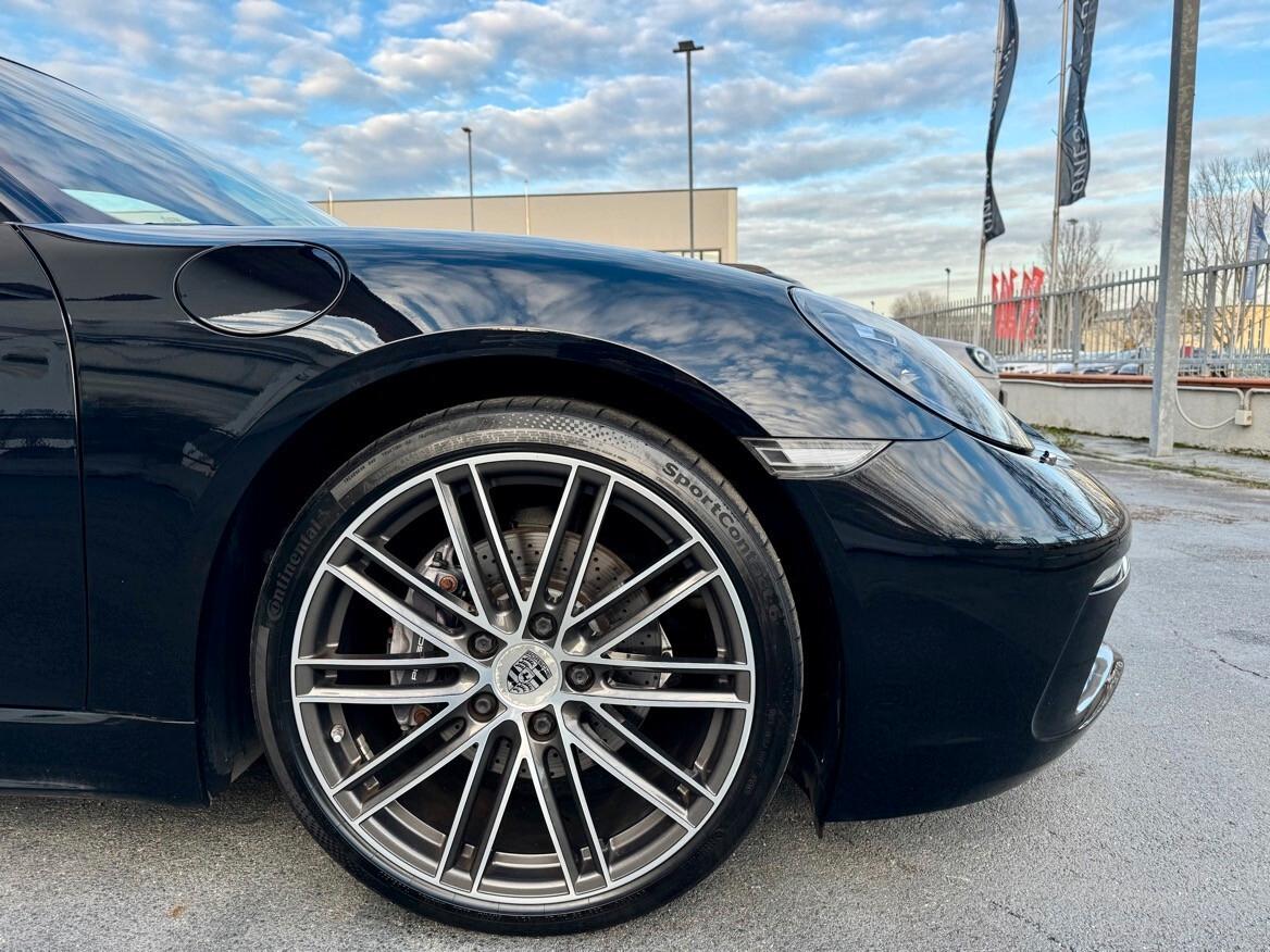 Porsche 718 Spyder Cayman 2.0