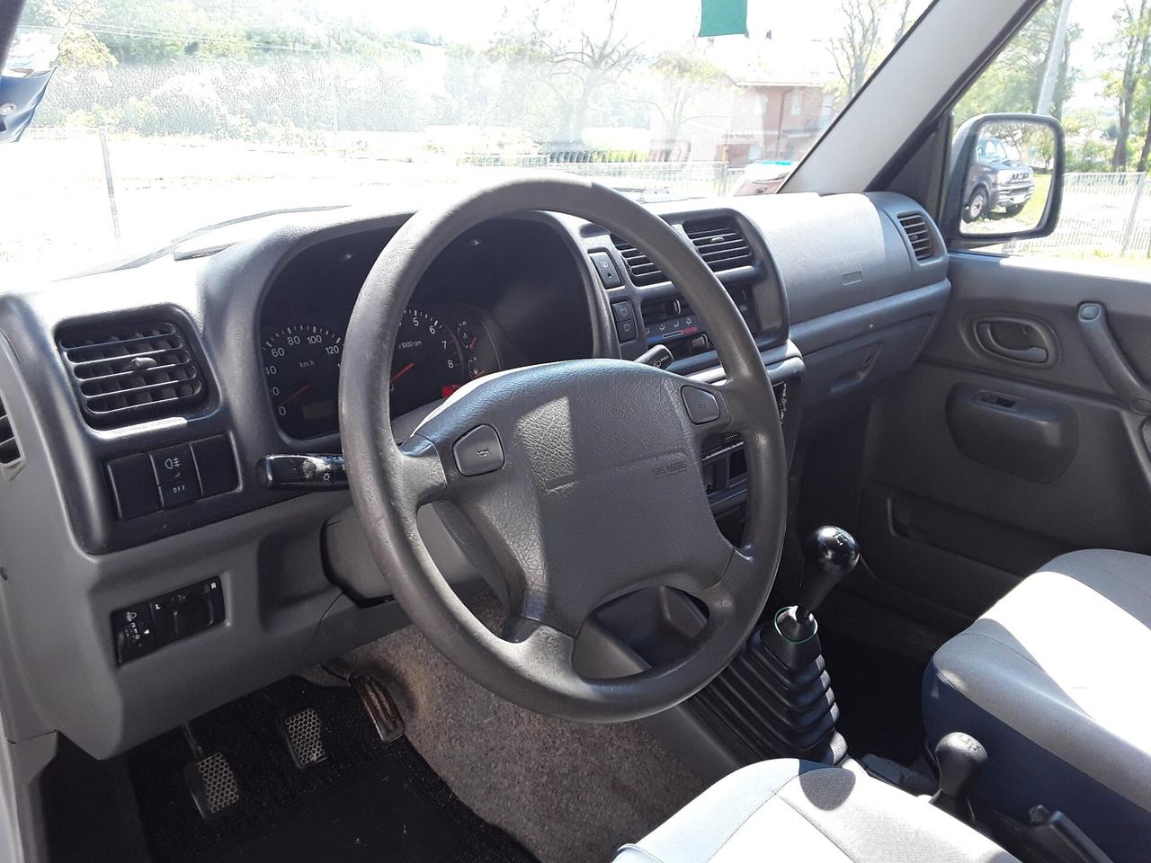 Suzuki Jimny 1.3i 16V cat 4WD JLX