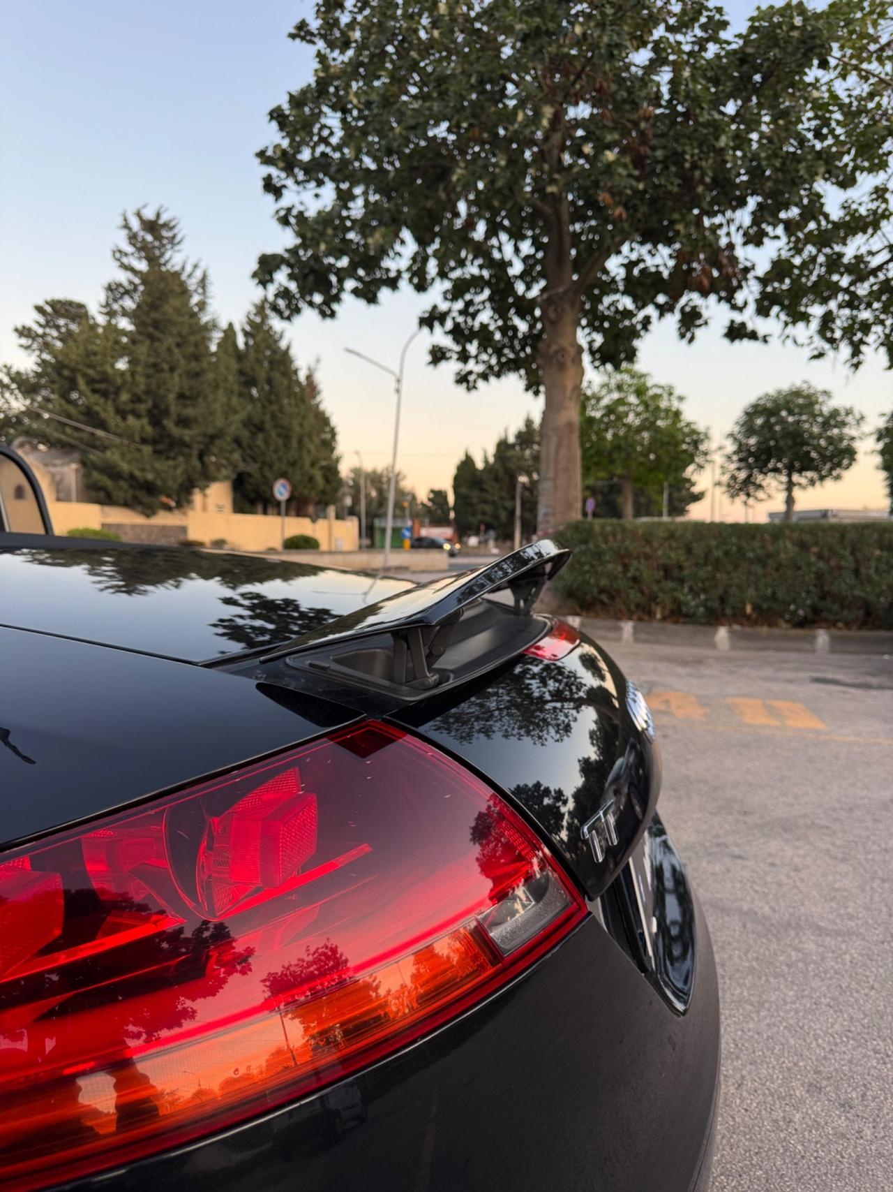 Audi TT Cabrio 2.0 TDI “QUATTRO/S-LINE”