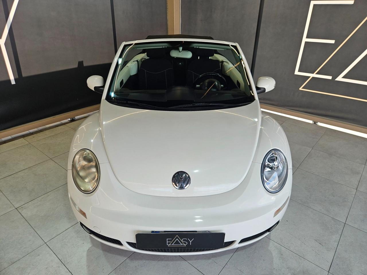 Volkswagen New Beetle Cabrio 1.6 FL