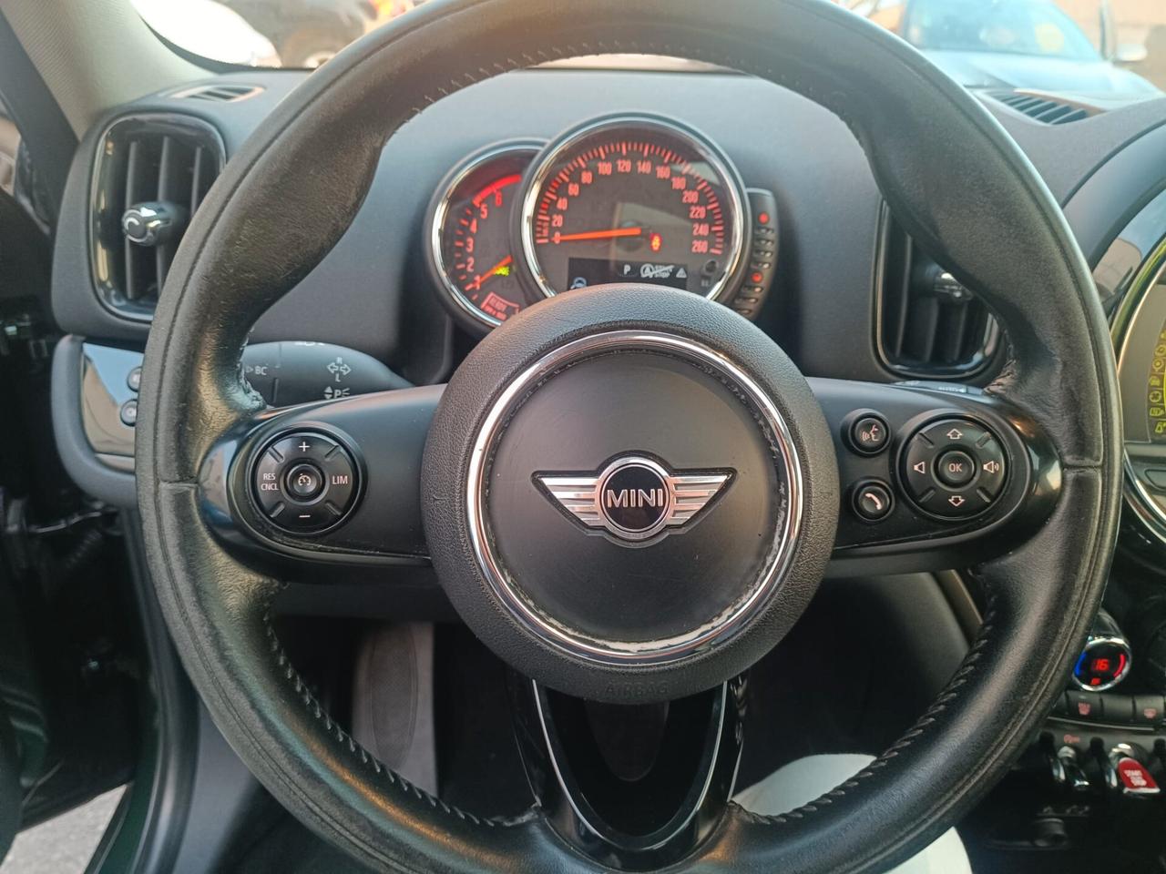 Mini Cooper D Countryman 2.0 Hype 110 kW