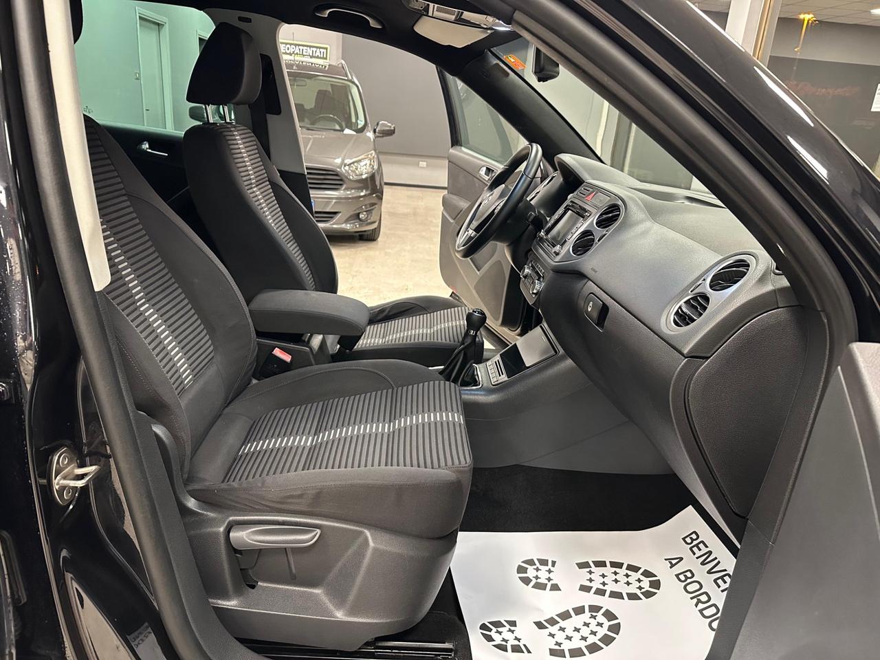 Volkswagen Tiguan 2.0 TDI DPF 4MOTION Sport & Style