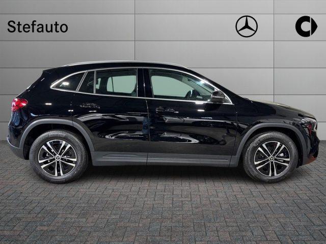 MERCEDES-BENZ GLA 180 d Automatic Advanced