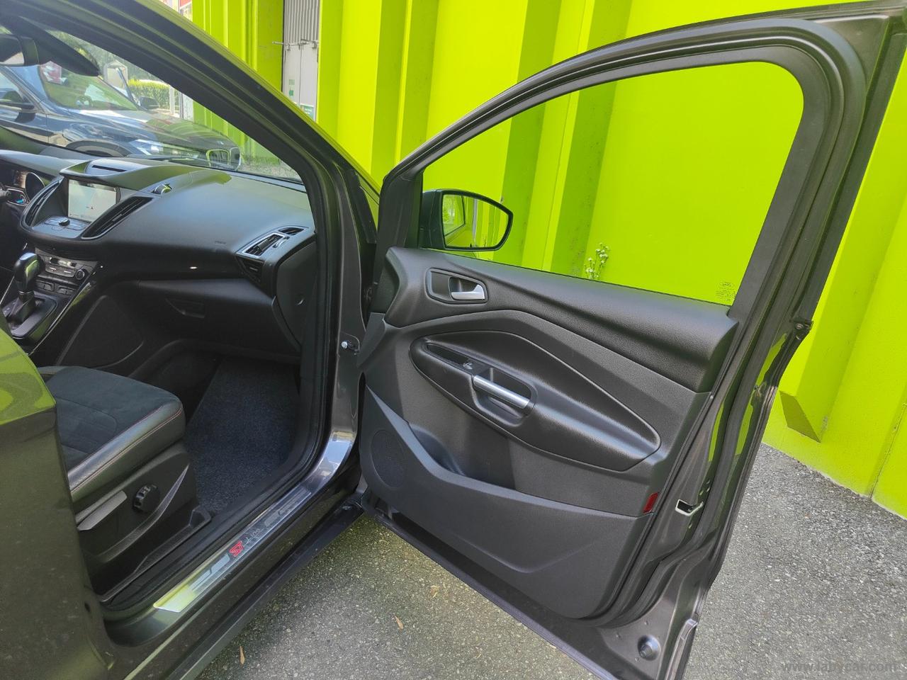 FORD Kuga 2.0 TDCI 150CV S&S 4WD ST-Line