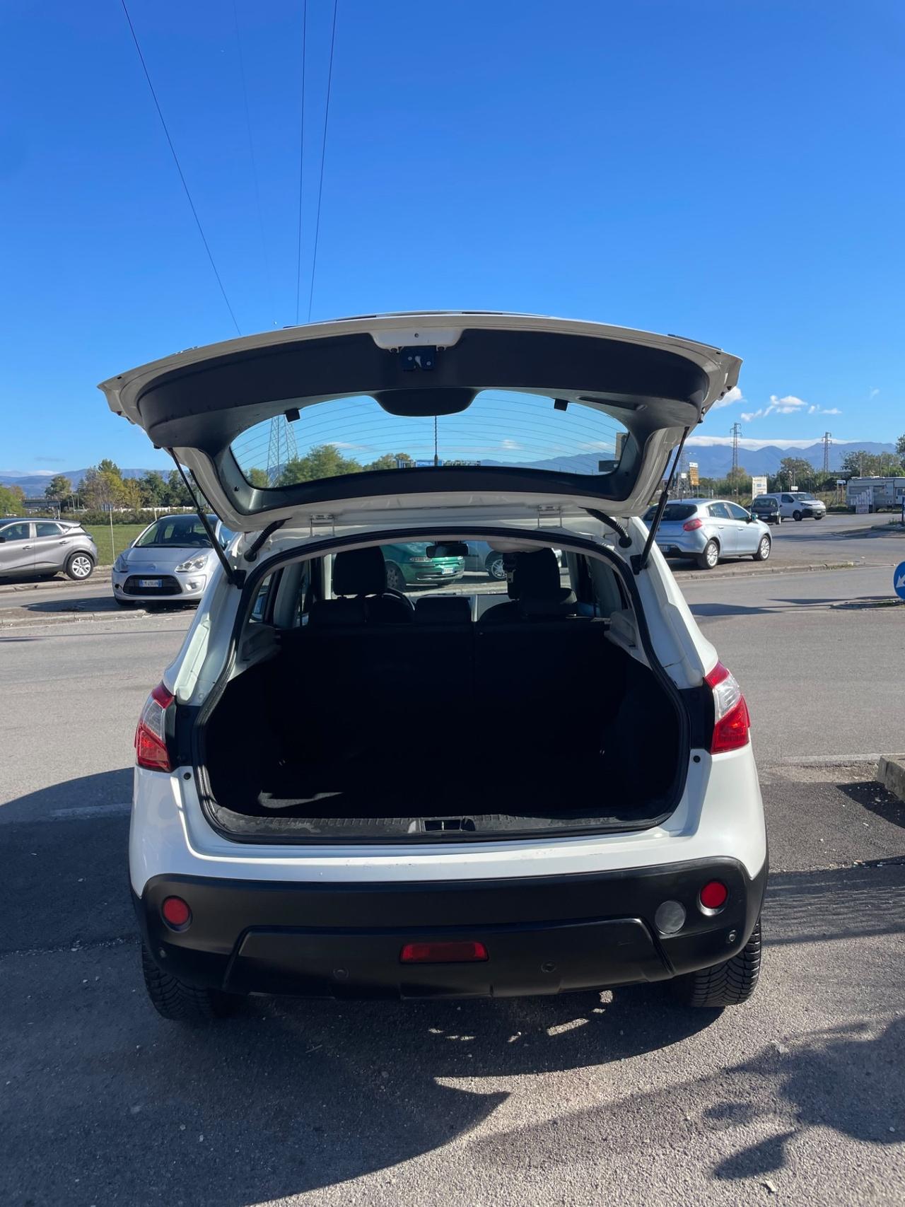 Nissan Qashqai 1.5 dCi DPF Tekna