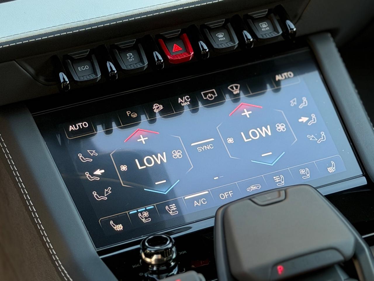 Lamborghini Urus 4.0 SE V8 HYBRID 800 CV TETTO B&O 23'