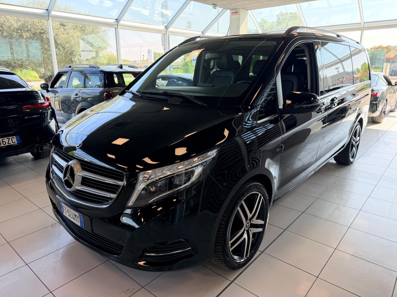 Mercedes-benz V 250 d Automatic 4Matic Premium Long