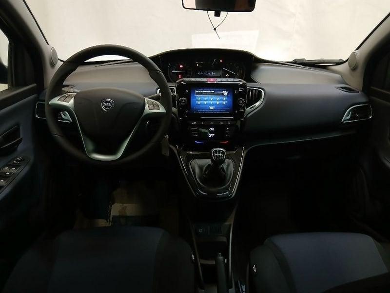 Lancia Ypsilon 1.0 firefly hybrid Gold Plus s&s 70cv 5p.ti