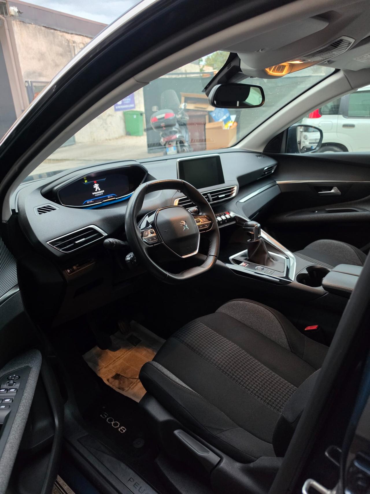 Peugeot 3008 BlueHDi 130 S&S Active Pack