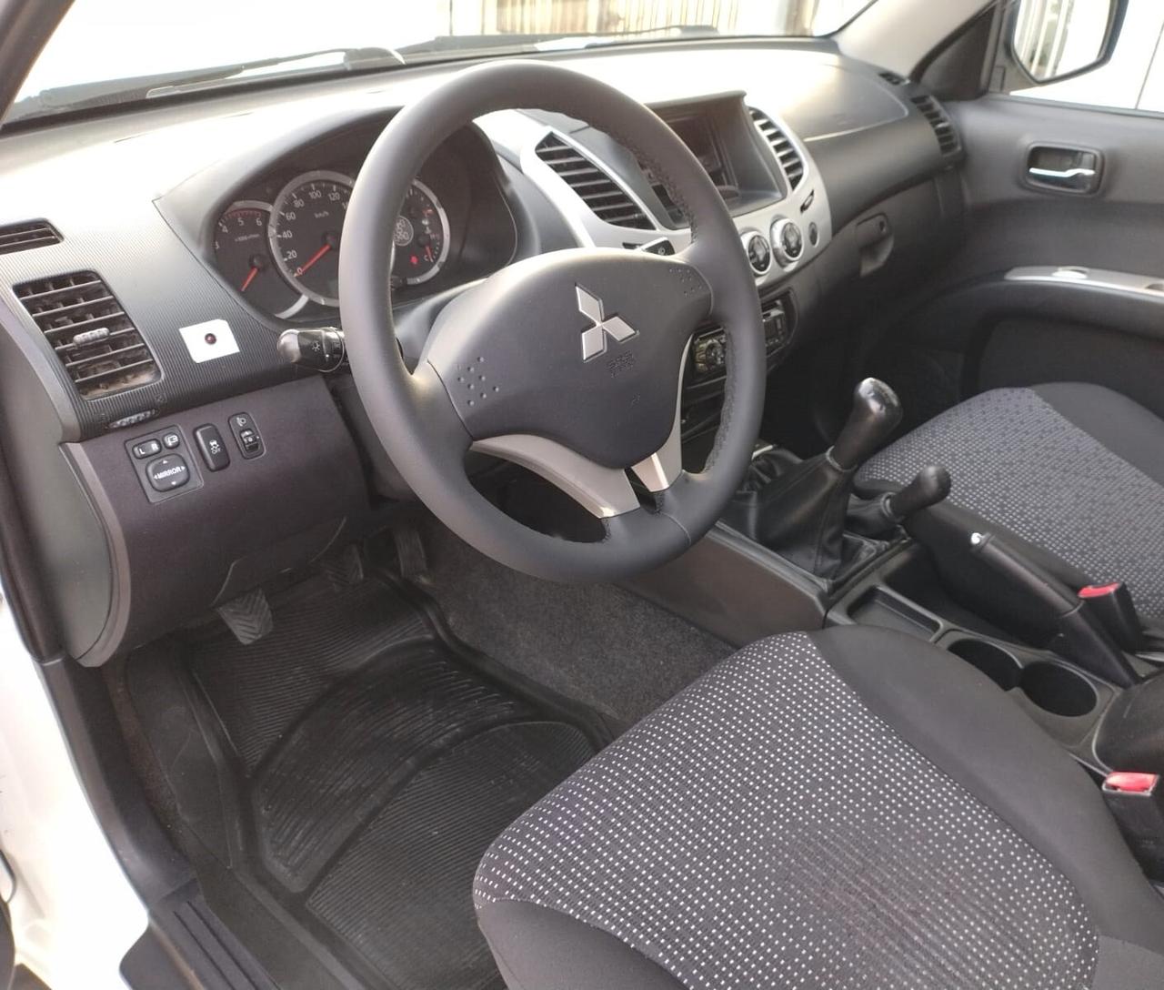 Mitsubishi L200 2.5 DI-D 4WD Allestito - KM 0