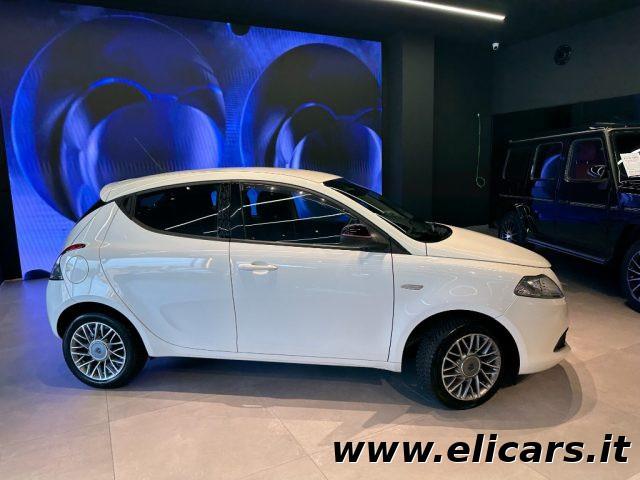 LANCIA Ypsilon 1.2 69 CV 5 porte GPL Ecochic Gold