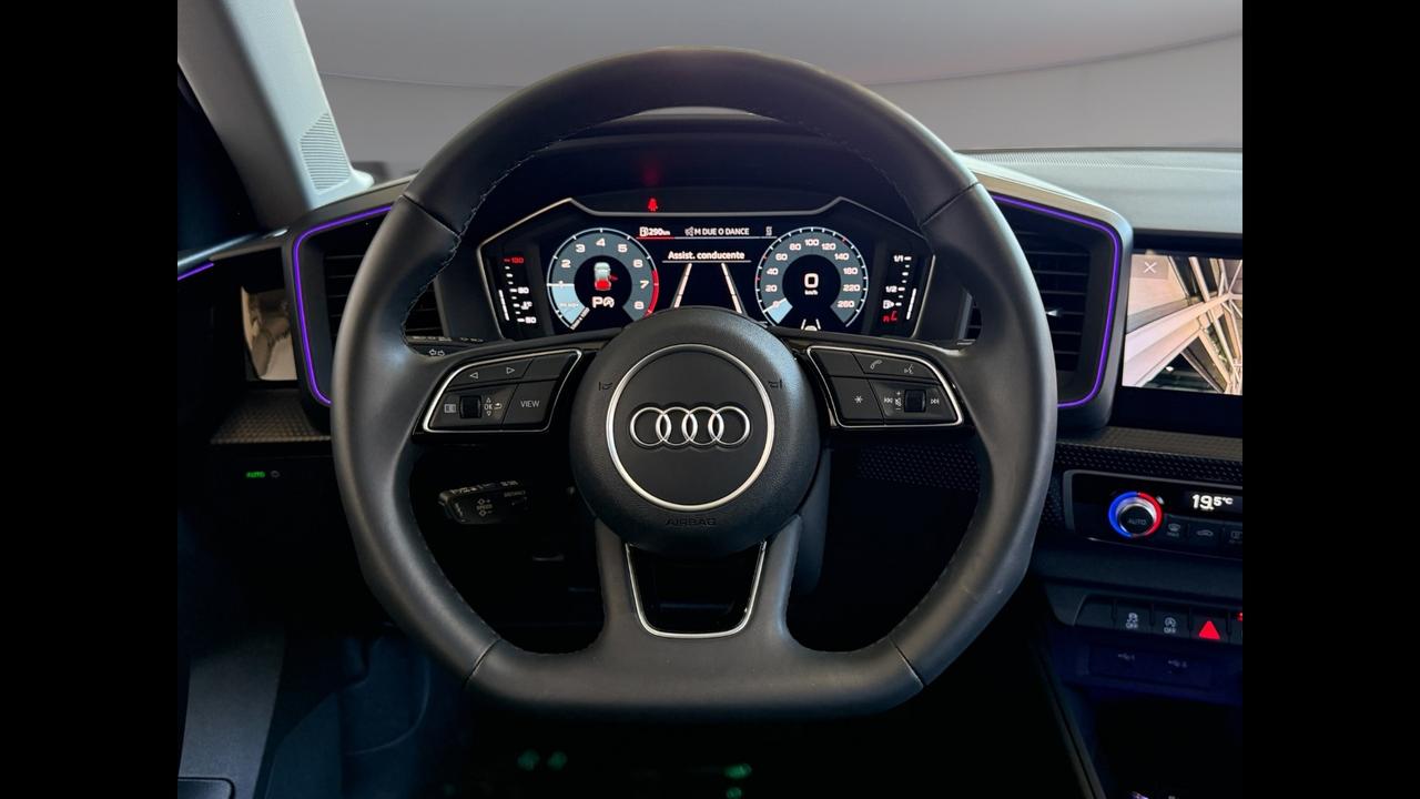 AUDI A1 II 2019 Sportback - A1 Sportback 30 1.0 tfsi Business 116