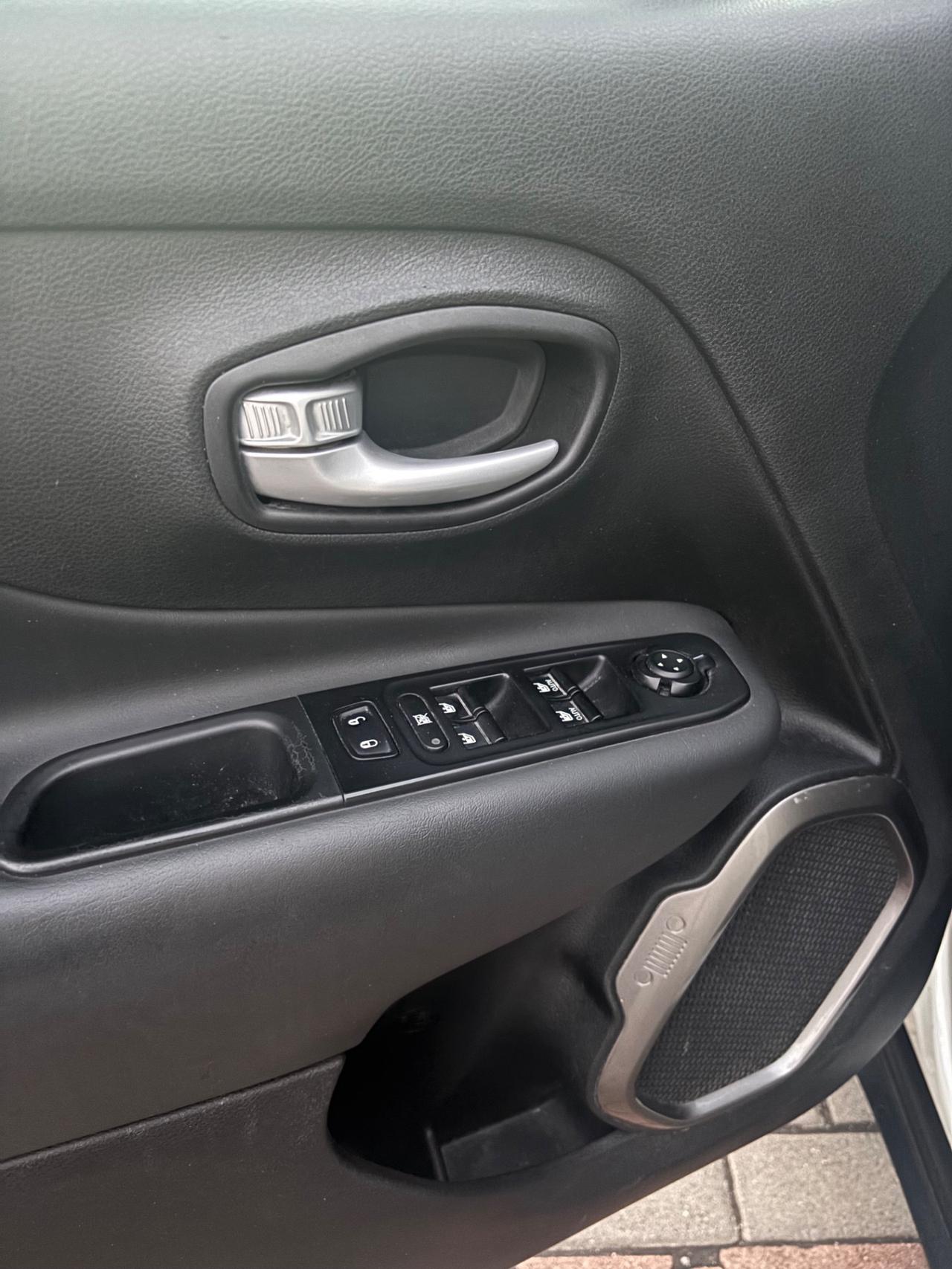 Jeep Renegade 1.6 Mjt 130 CV Longitude 2023