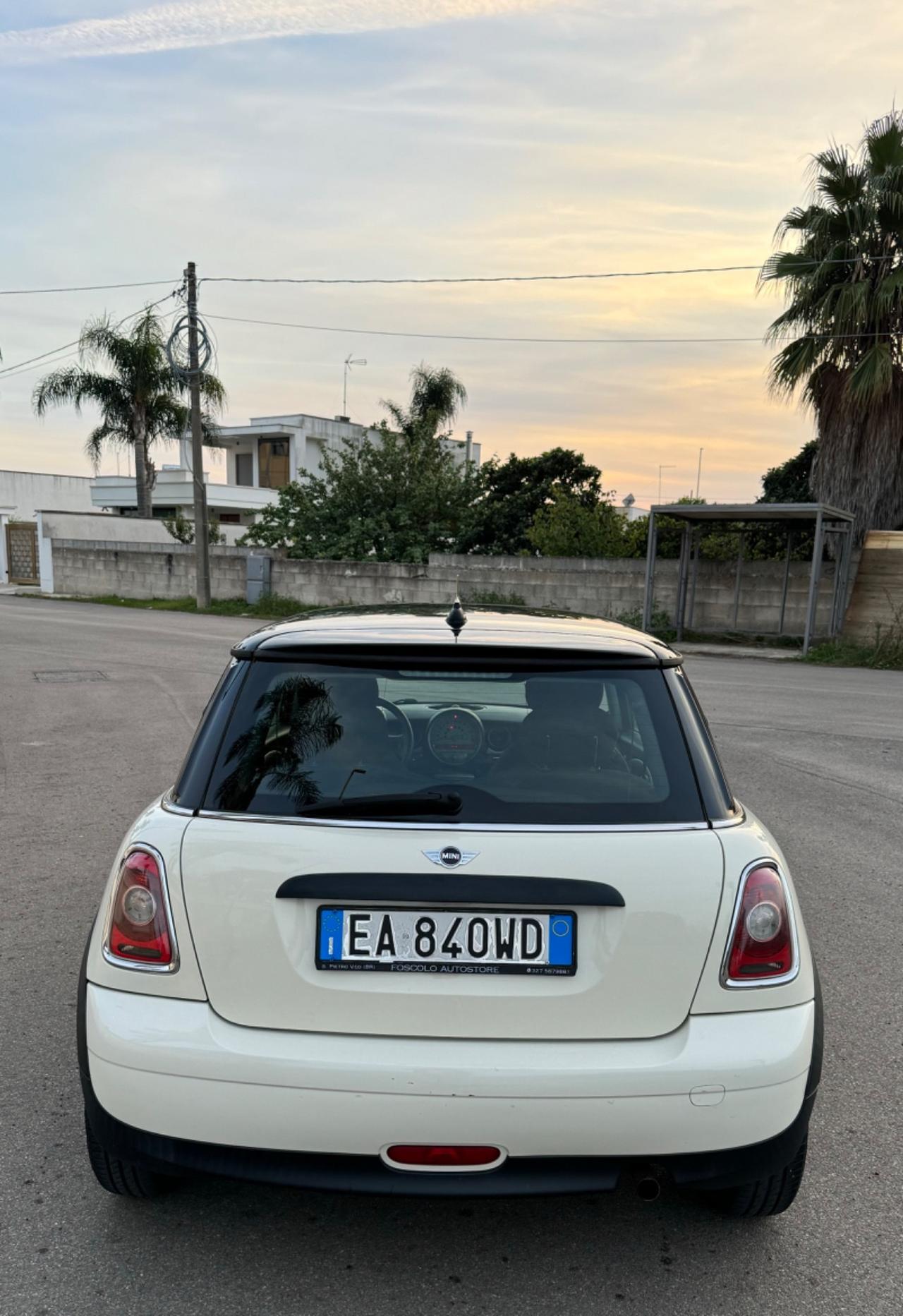 MINI 1.4 BENZINA ONE 2010 ADATTA A NEOPATENTATI