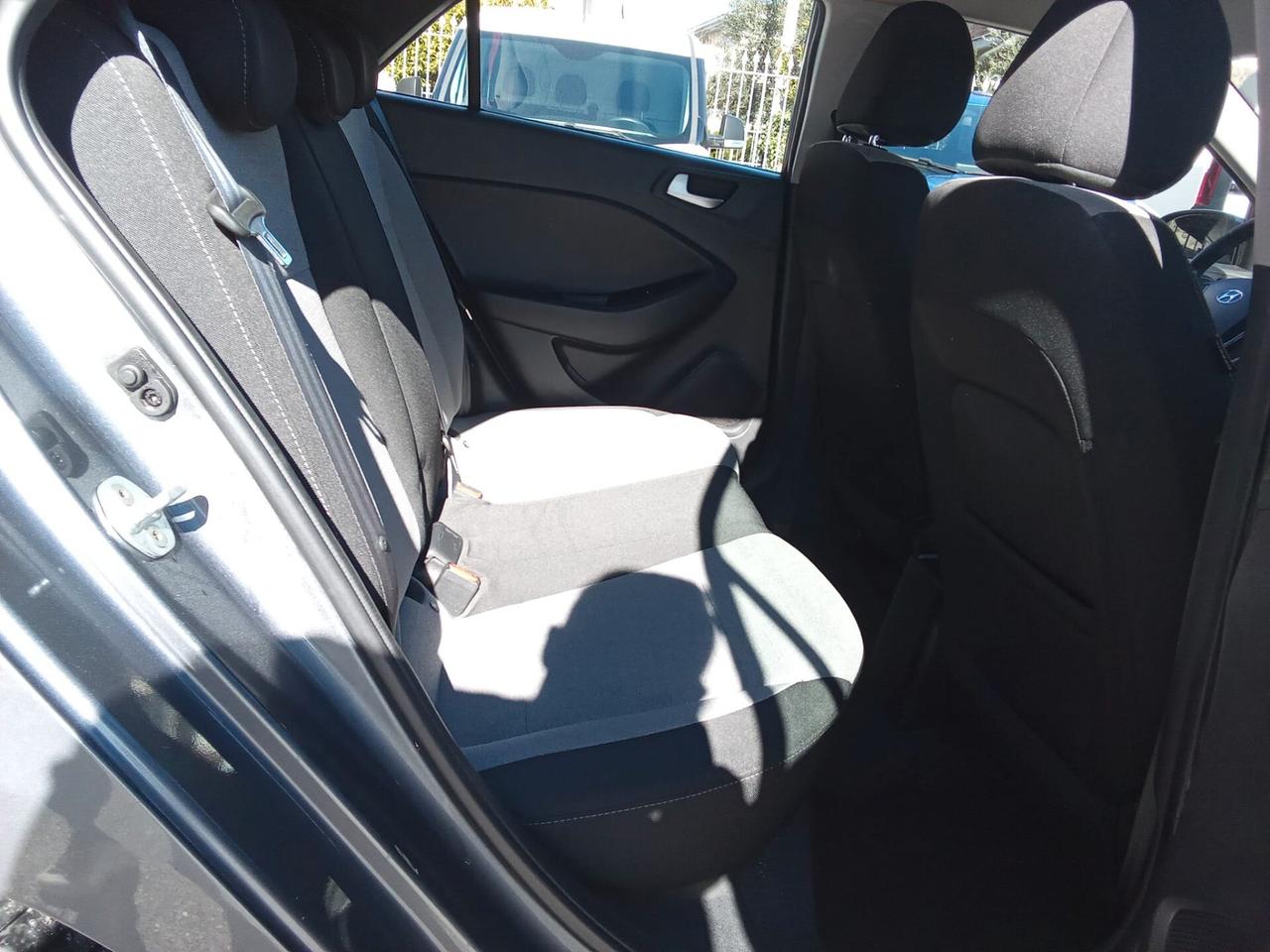 HYUNDAI i20 1,1 CRDI 75 CV CONFORT MY21 5P