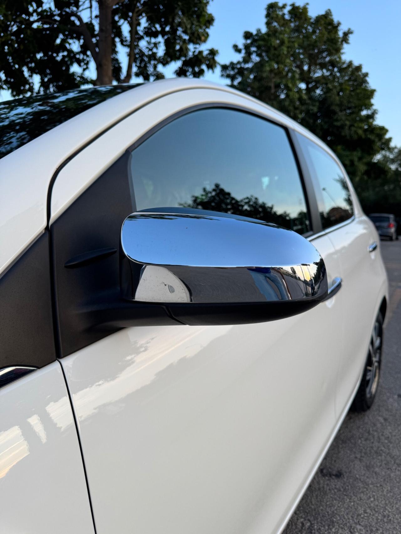 Peugeot 108 POCHI CHILOMETRI/ALLURE