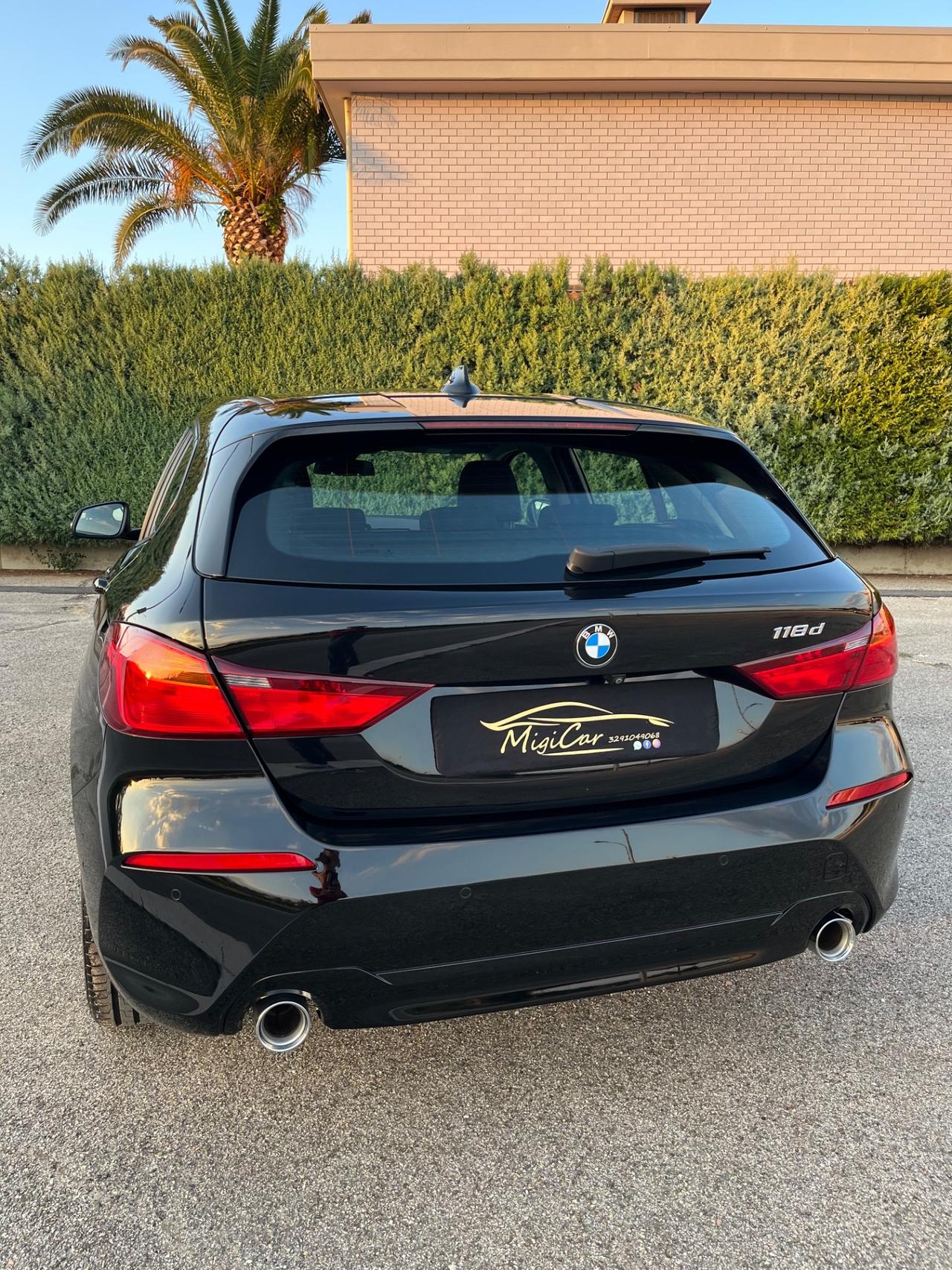Bmw 118 118d 5p. Advantage