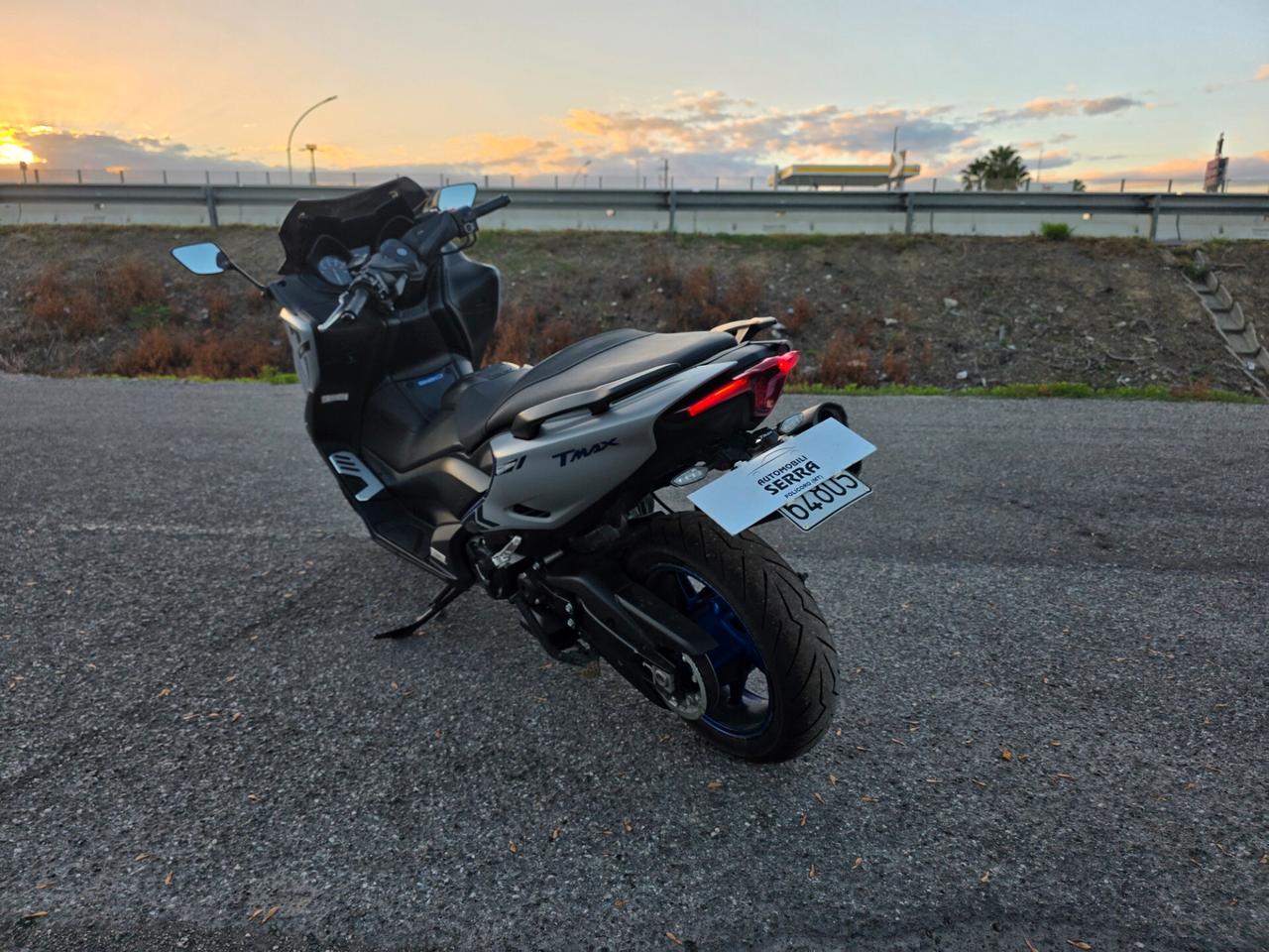 Yamaha T Max 560