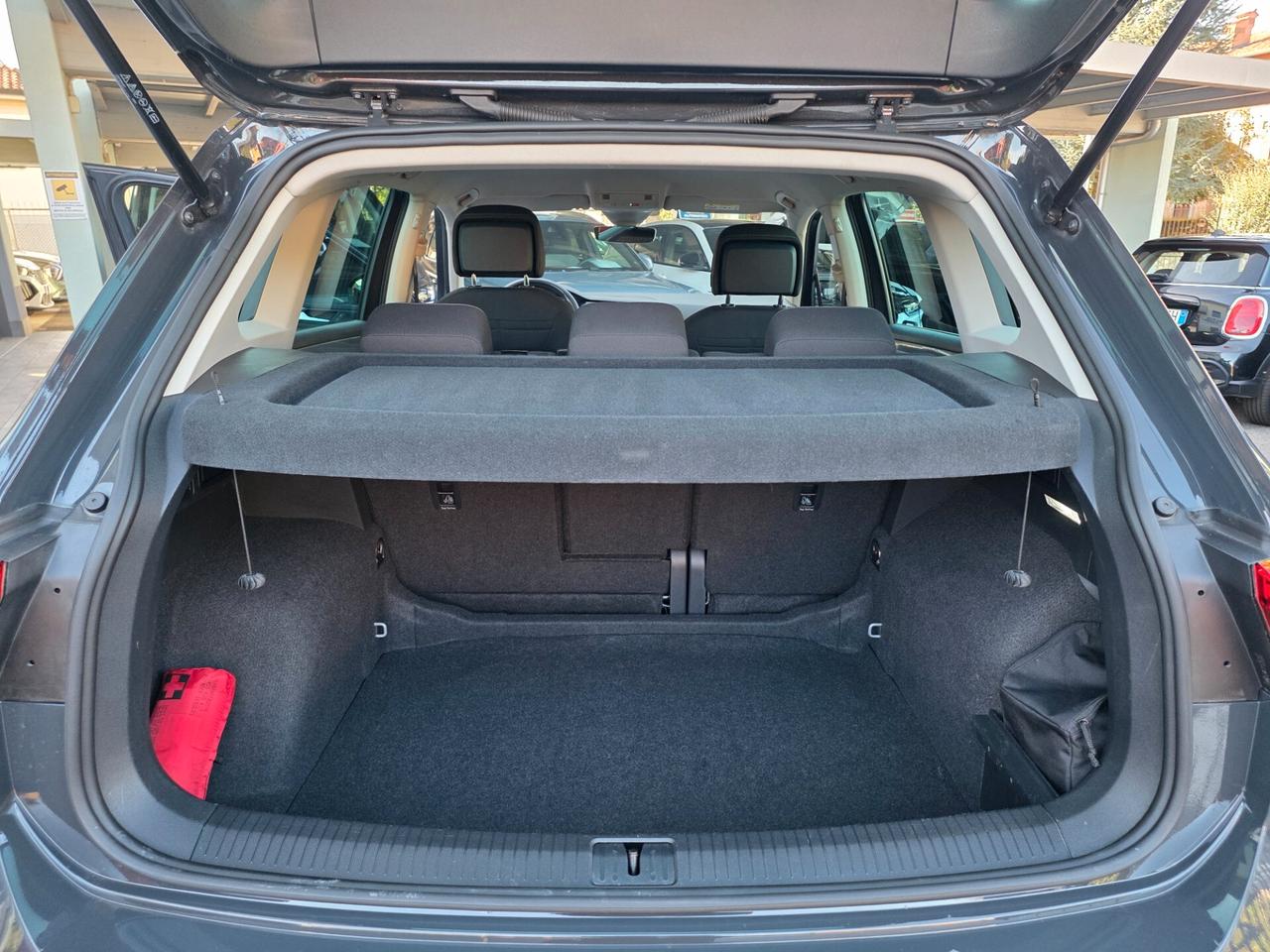 Volkswagen Tiguan 1.5 TSI 150cv DSG / GANCIO TRAINO
