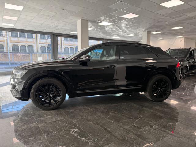 AUDI Q8 50 TDI quattro tiptronic S-Line / TETTO / 360°