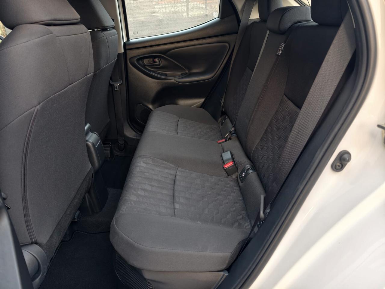 Toyota Yaris IBRIDA NO VINCOLI FINANZIARI NUOVA 2024