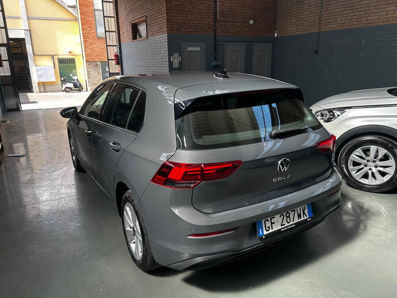 Volkswagen Golf 2.0 TDI 115 CV SCR Life Neopatentati