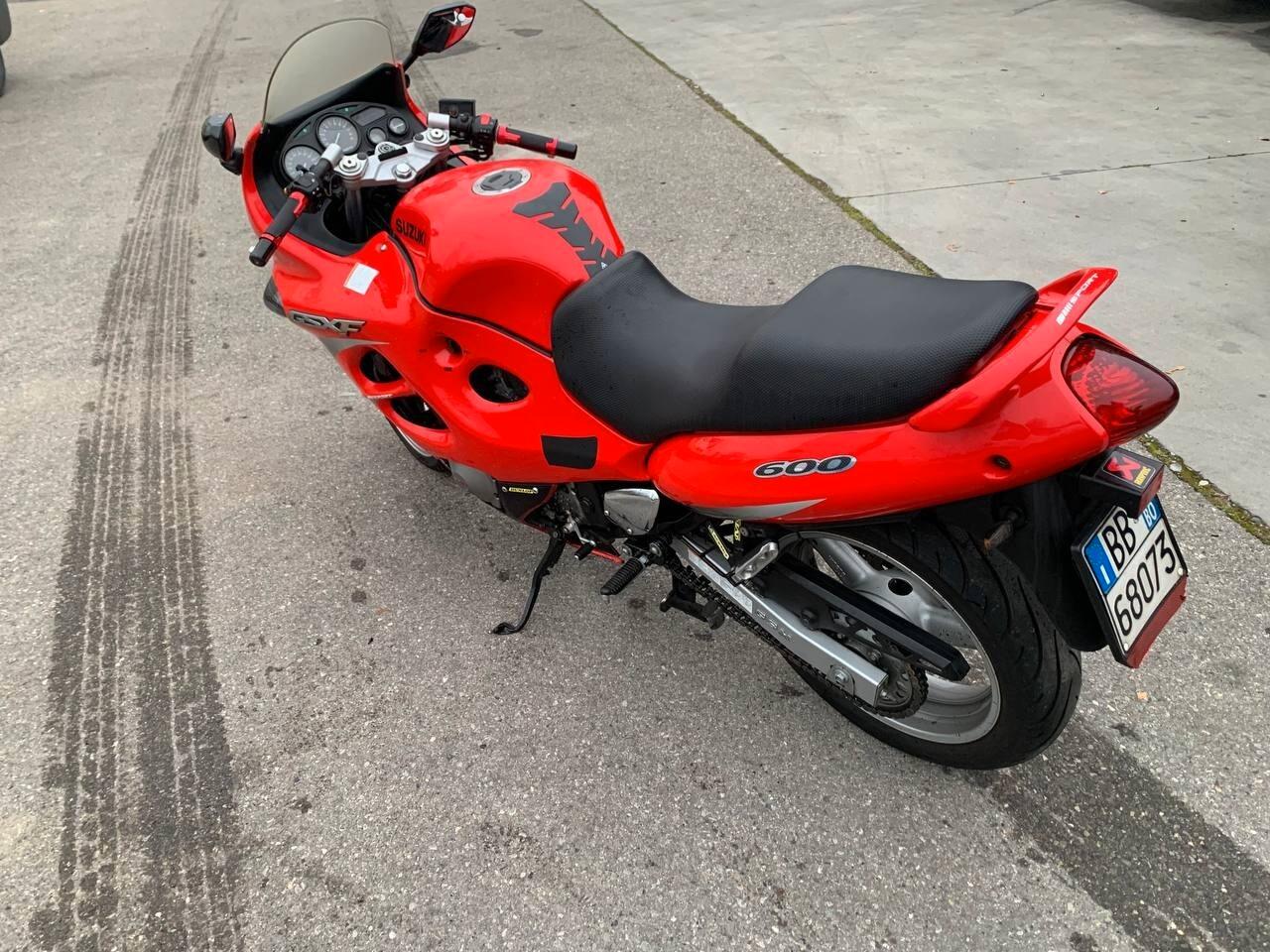 Suzuki GSX 600 F