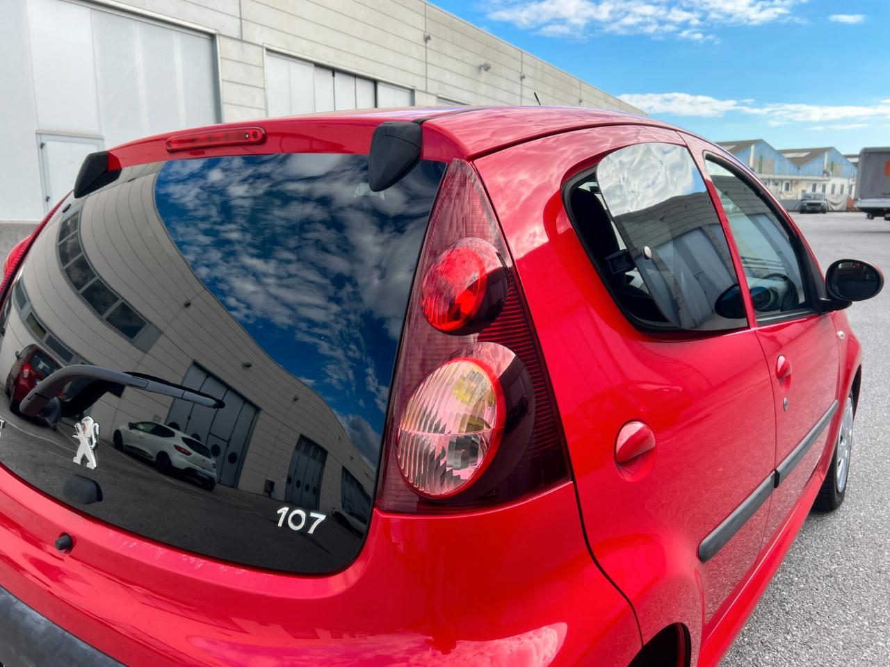 Peugeot 107 1.0 68CV 5p. Superga