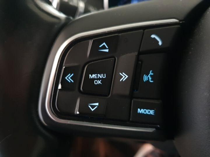 Jaguar XE 2.0 D Turbo 180CV Prestige