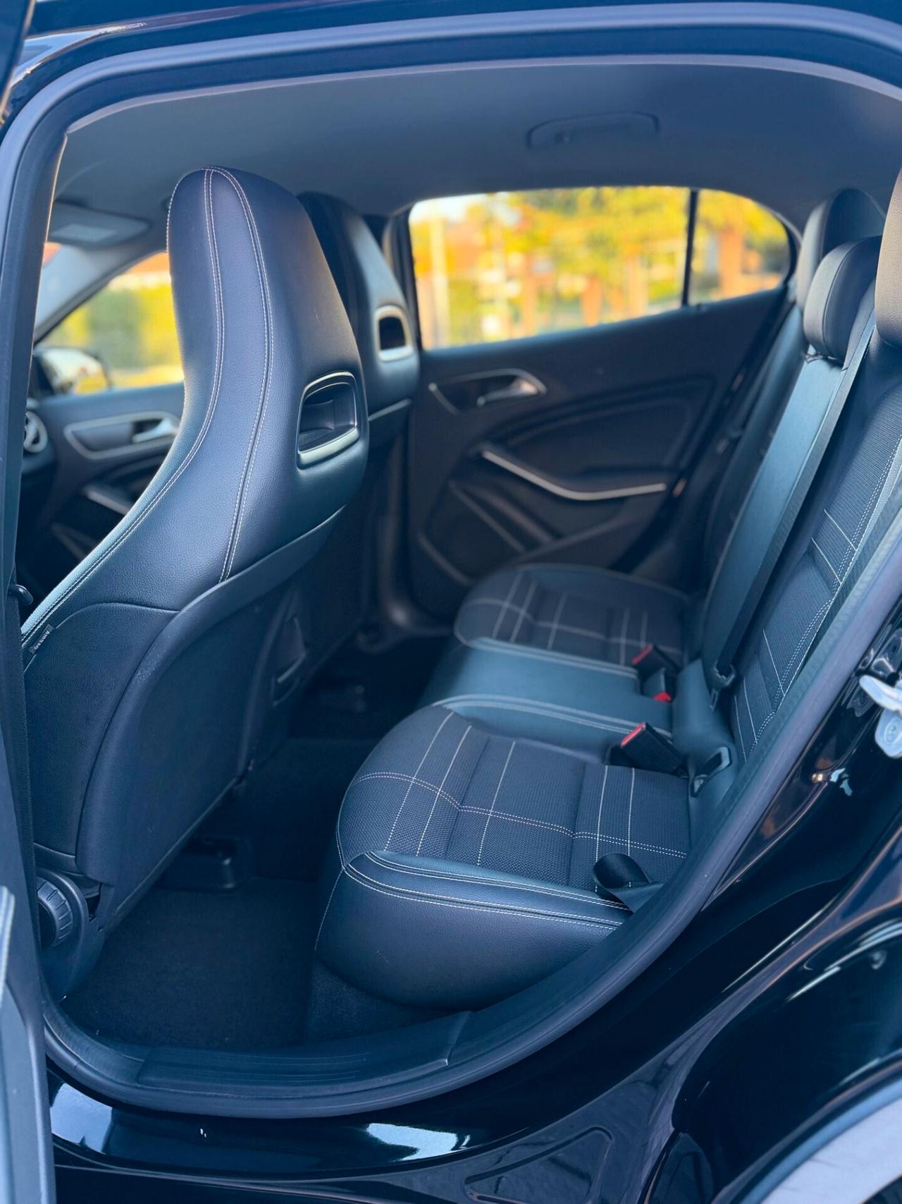 Mercedes-benz GLA 200 d Automatic NEOPATENTATI