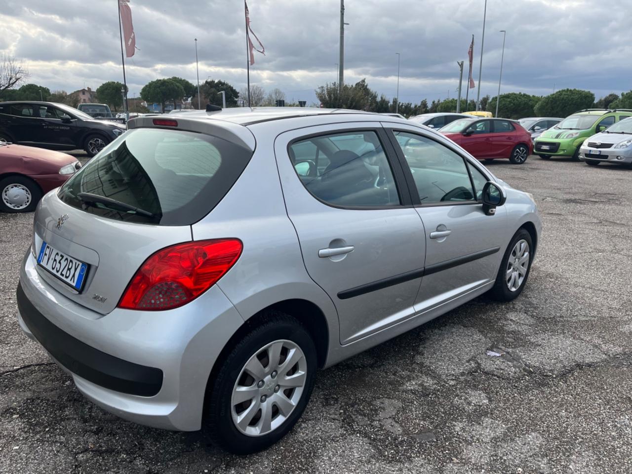 Peugeot 207 1.4 8V 75CV 5p. X Line ECO GPL ok neopatentati