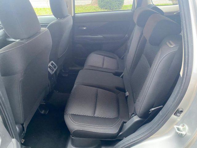 MITSUBISHI Outlander 2.0 4WD GPL Bi-fuel CVT Instyle SDA 7 posti