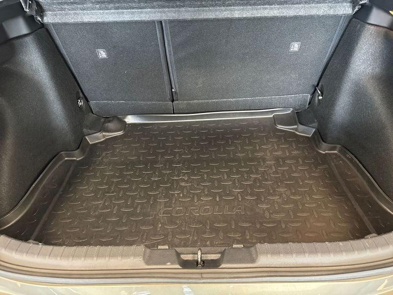Toyota Corolla 1.8 Hybrid Style