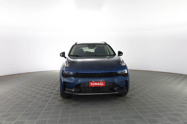 LYNK & CO 01 01 PHEV
