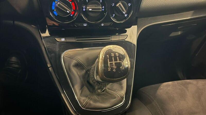 Lancia Ypsilon Ypsilon 1.2 69 CV 5 porte Silver