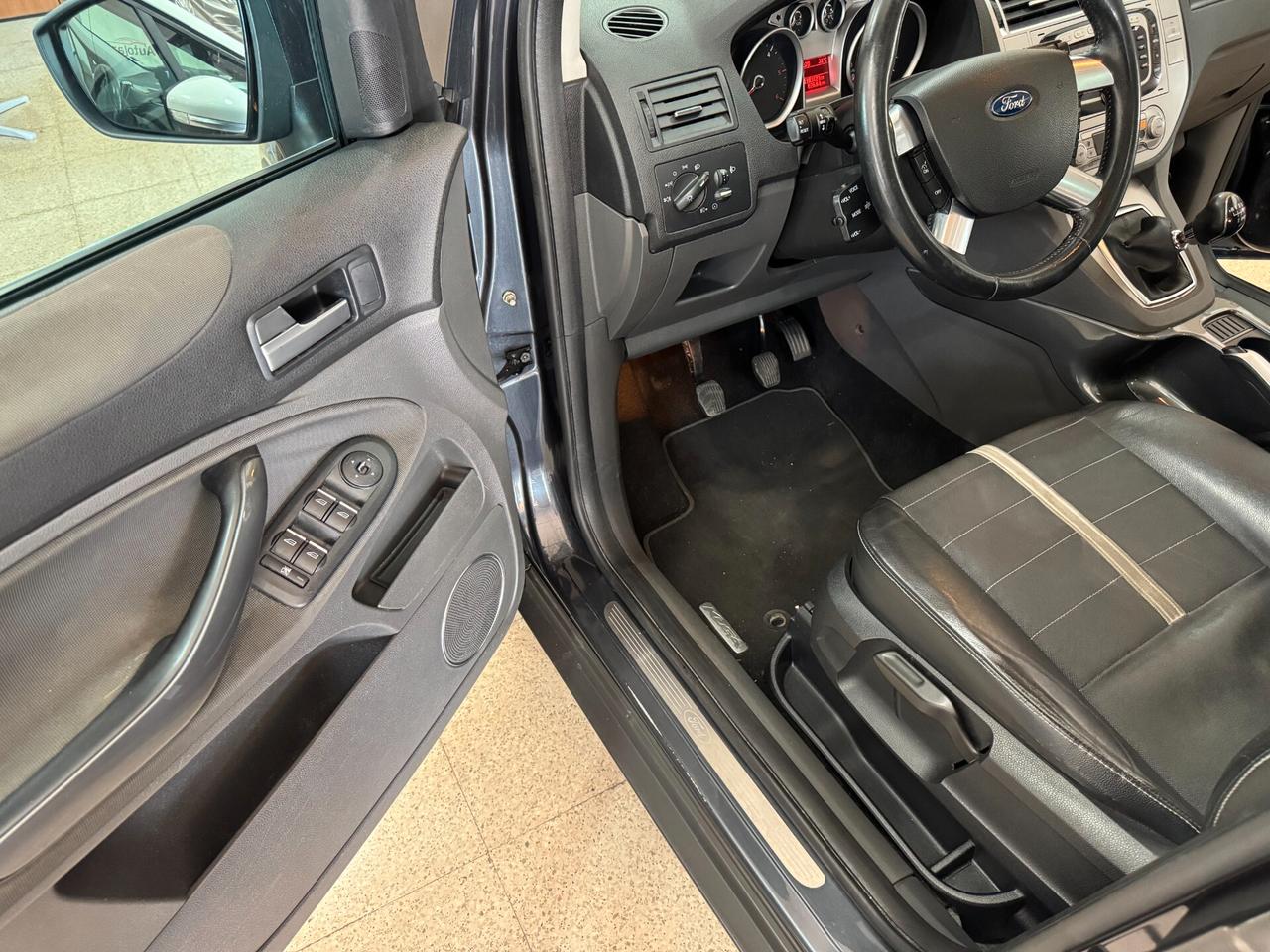Ford Kuga 2.0 TDCi 136 CV Titanium TETTO PANORAM. 118Mila Km.