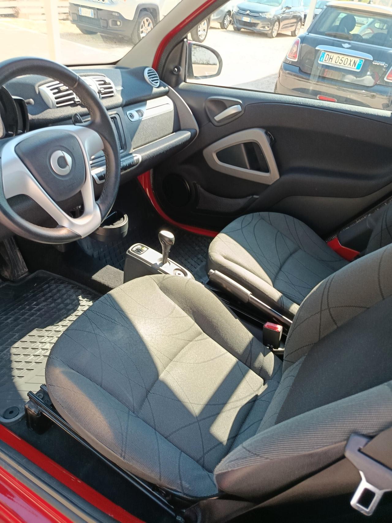 Smart ForTwo 1000 52 kW MHD coupé passion