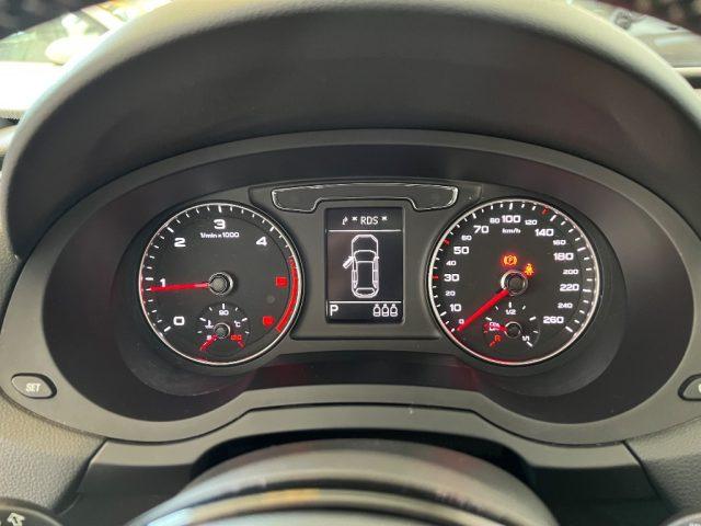 AUDI Q3 2.0 TDI quattro S tronic //S LINE//TETTO//