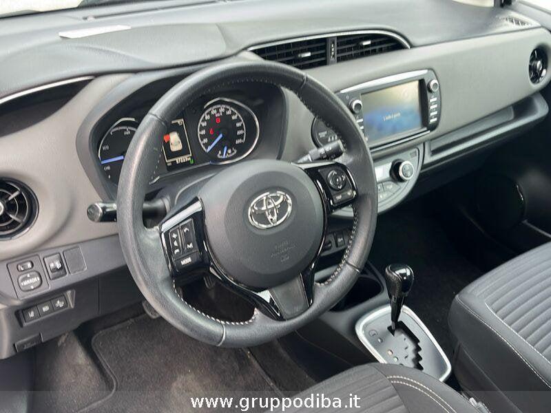 Toyota Yaris III 2017 5p Benzina 5p 1.5h Active my18