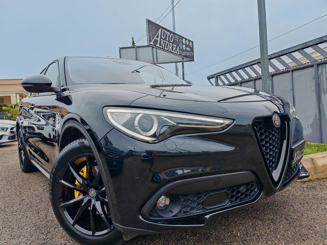 Alfa Romeo Stelvio 2.2 190cv Bleck Edition 2021
