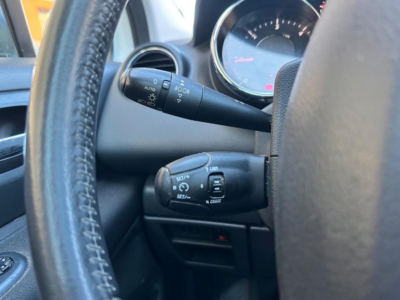 Peugeot 5008 1.6 HDi 112CV Business