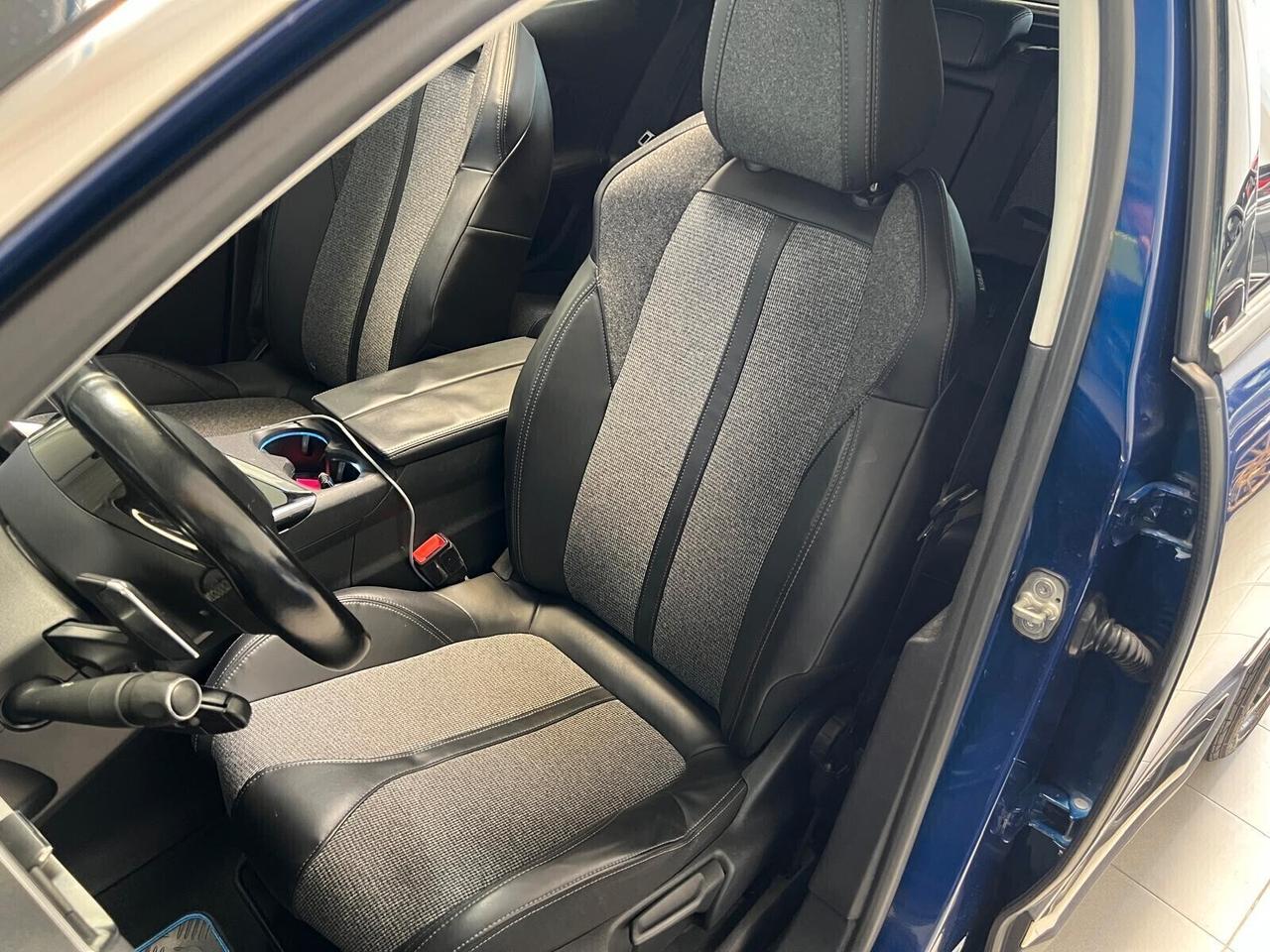 Peugeot 3008 PEUGETO CAMBIO AUTOMATICO NEOPATENTATI 1.5 TDI