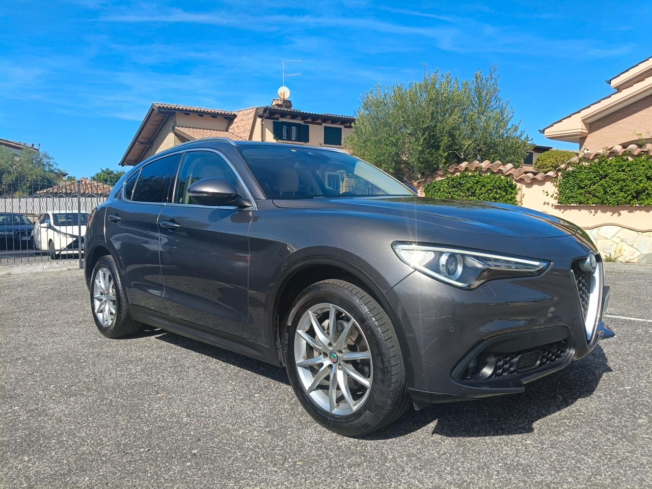 Alfa Romeo Stelvio 2.2 Turbodiesel 210 CV AT8 Q4 Executive