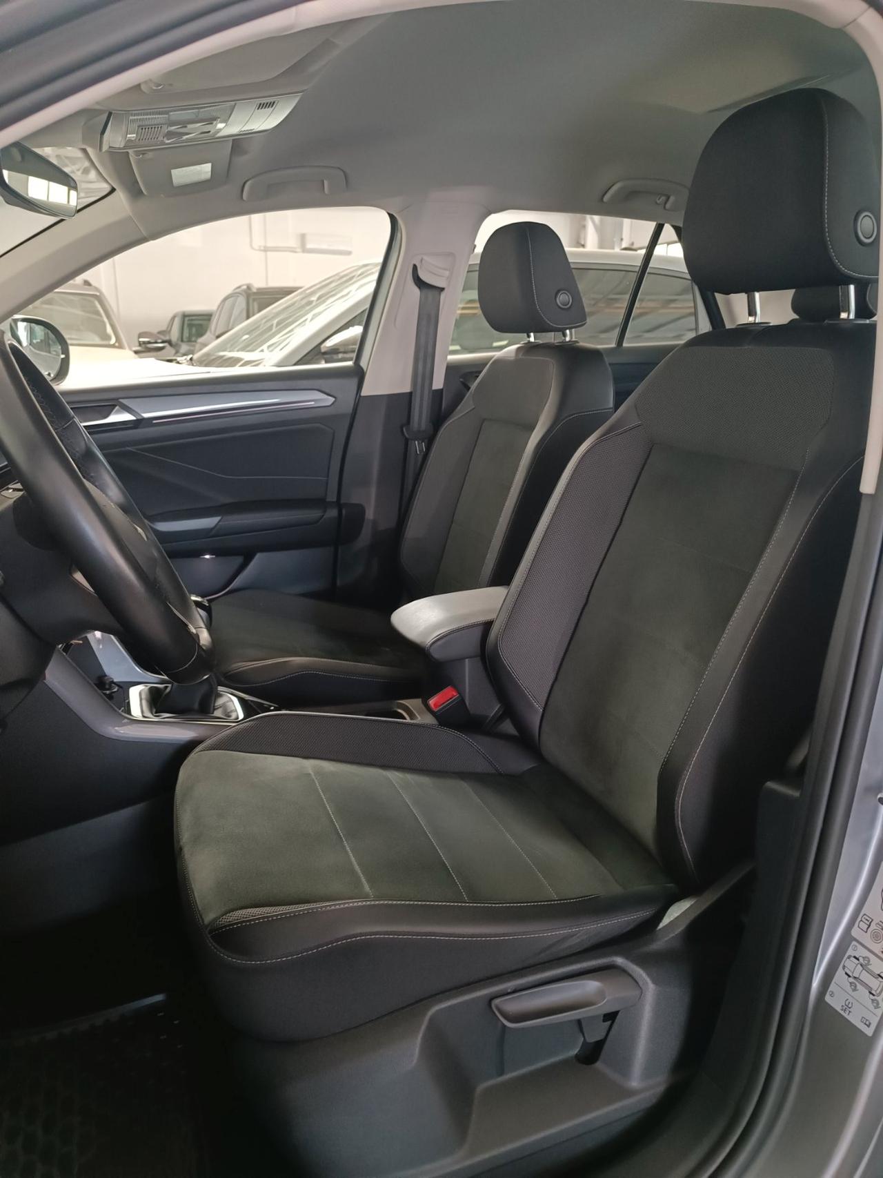 Volkswagen T-Roc 1.0 tsi Style 110cv