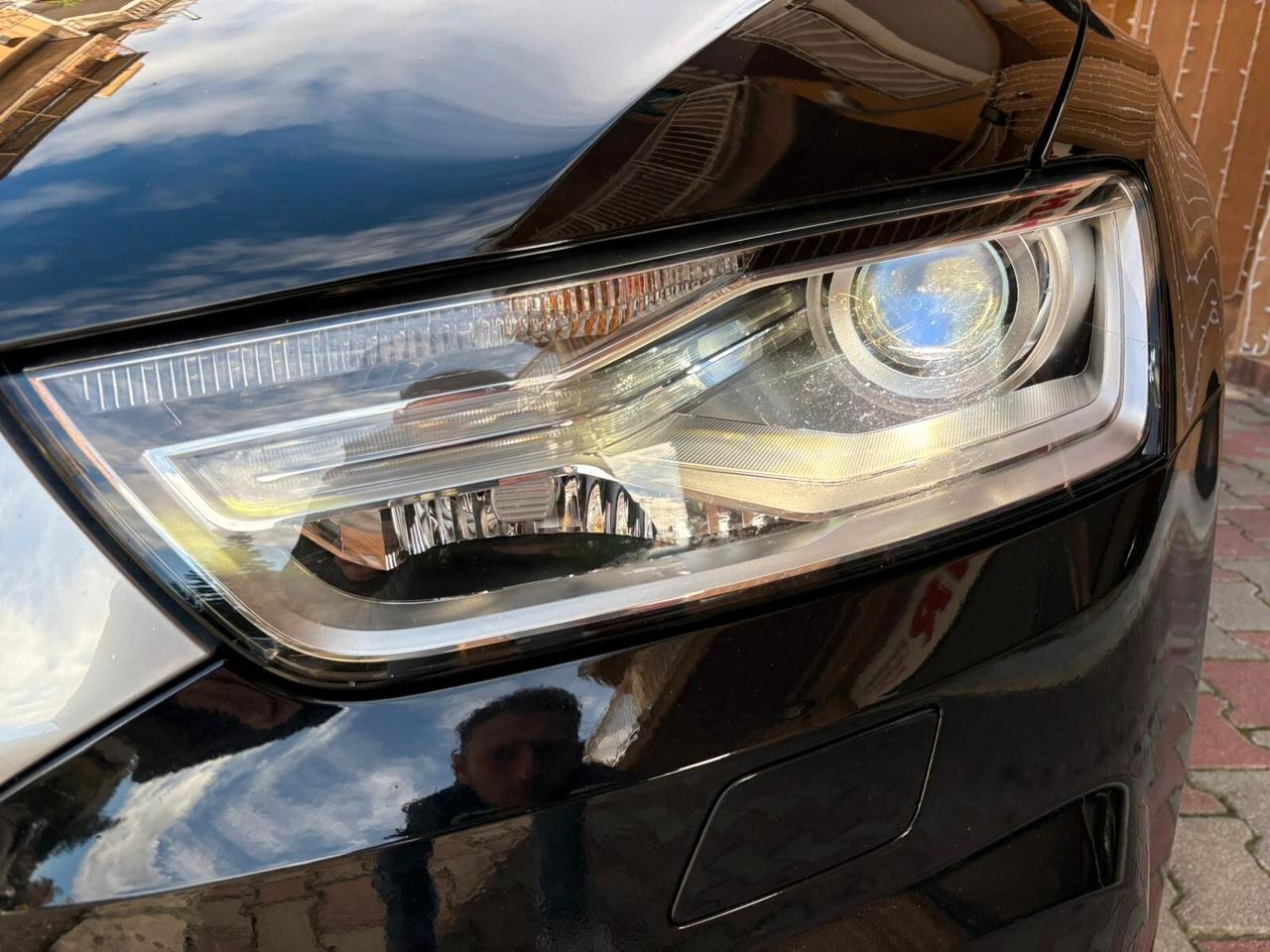 Audi Q3 2.0 TDI 120 CV S-LINE