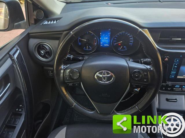 TOYOTA Auris 1.4 D-4D Active
