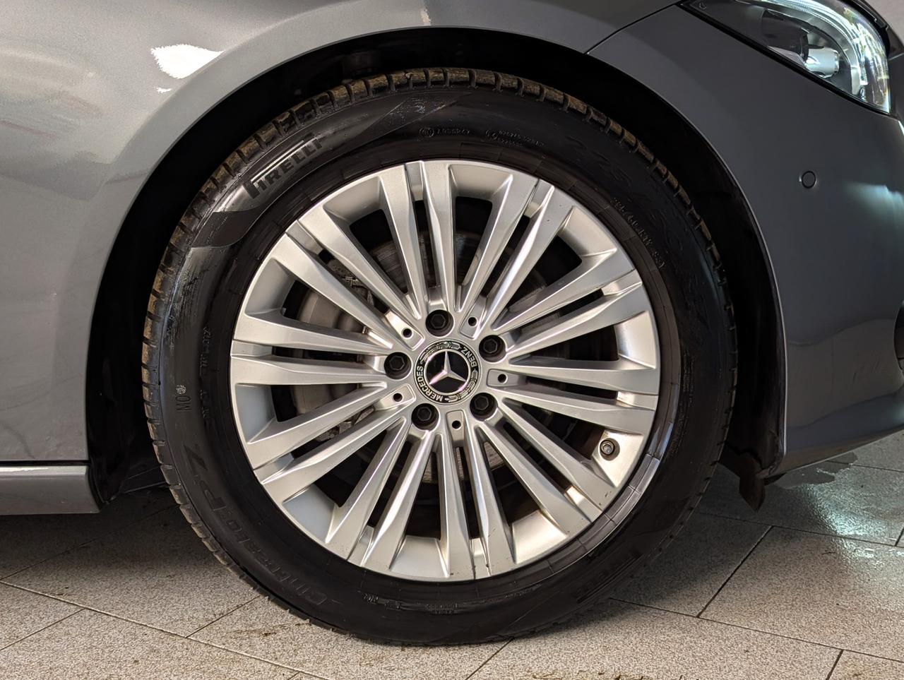 Mercedes-Benz 200 mhev 193cv Automatic Avantgarde Advanced