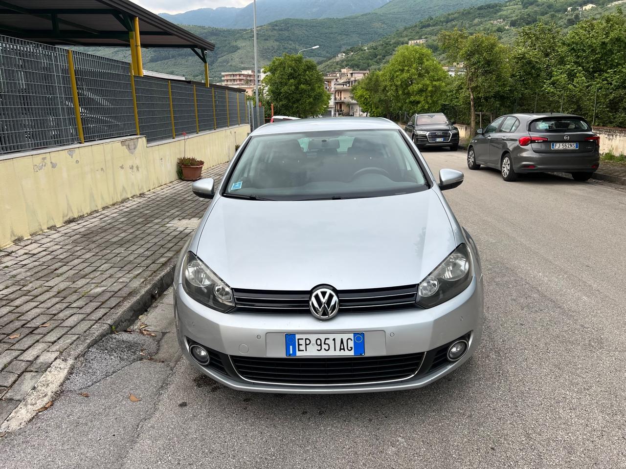 Volkswagen Golf 1.6 TDI 105cv Comfortline 2011
