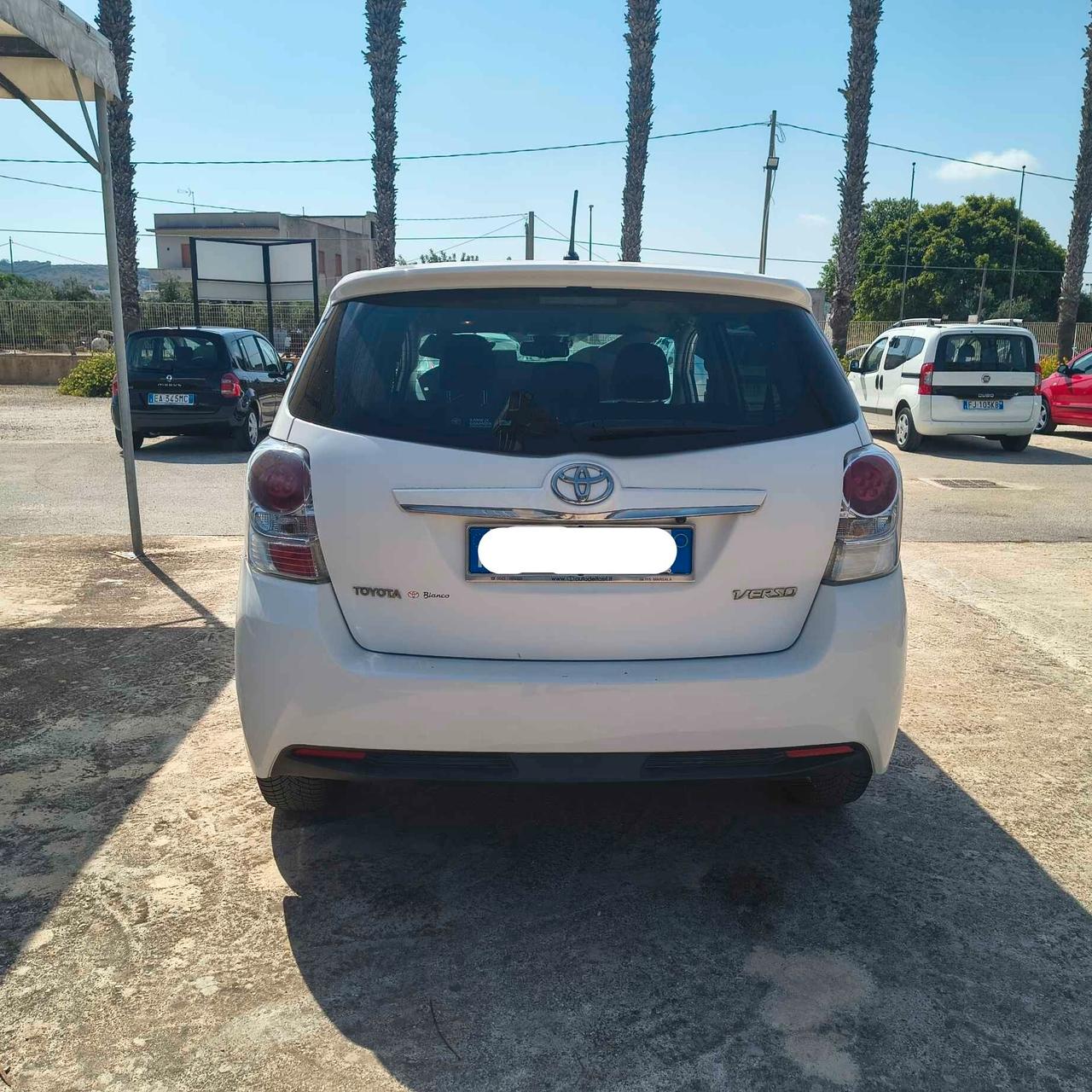 Toyota Verso 1.6 D-4D Active